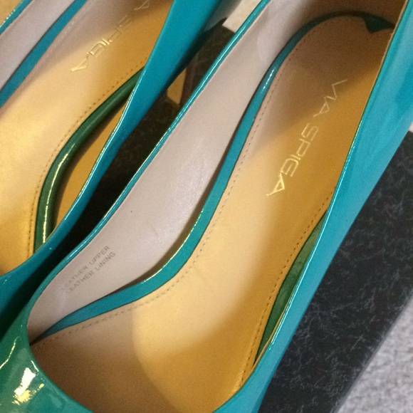 Via Spaga V-Alexis Turquoise Platform Heels - Picture 2 of 8